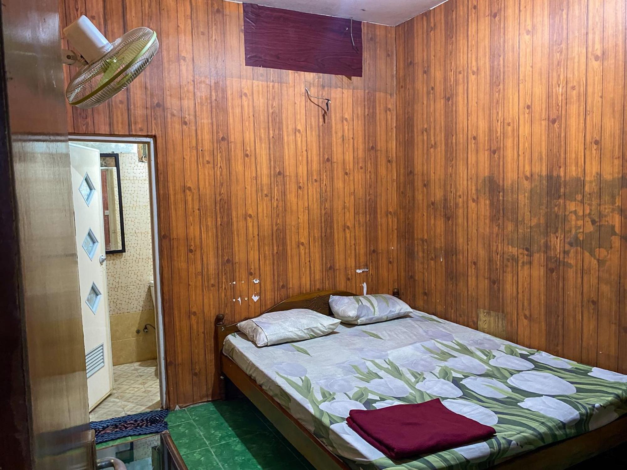Parikesit Guest House Yogyakarta Extérieur photo